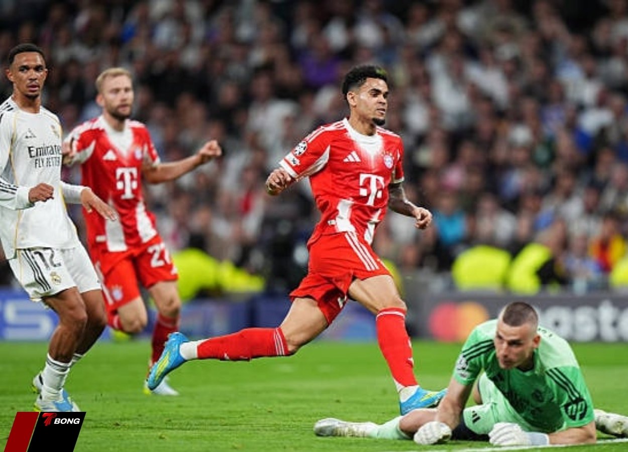 Bayern chấp nhận rủi ro để chơi thứ bóng đá rực lửa